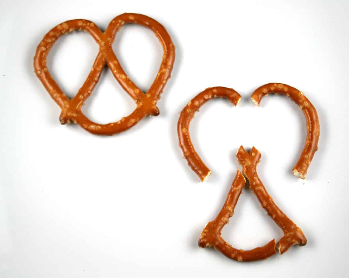 How to break pretzels for edible spider legs.