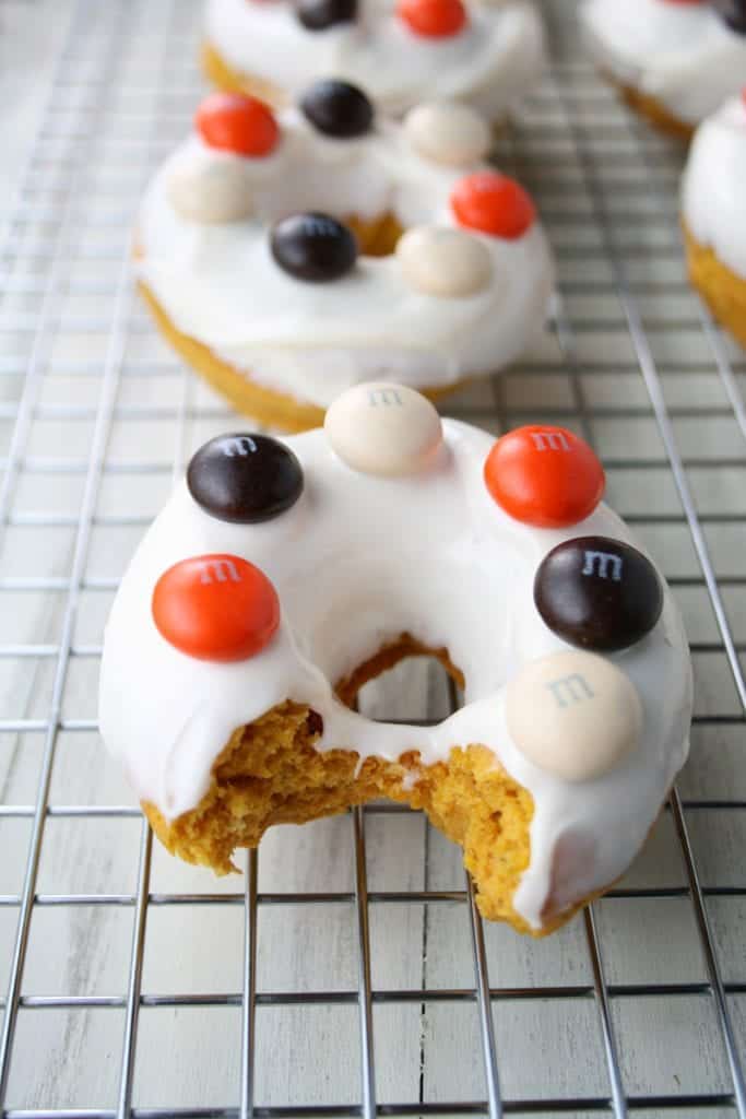 Pumpkin spice latte donuts