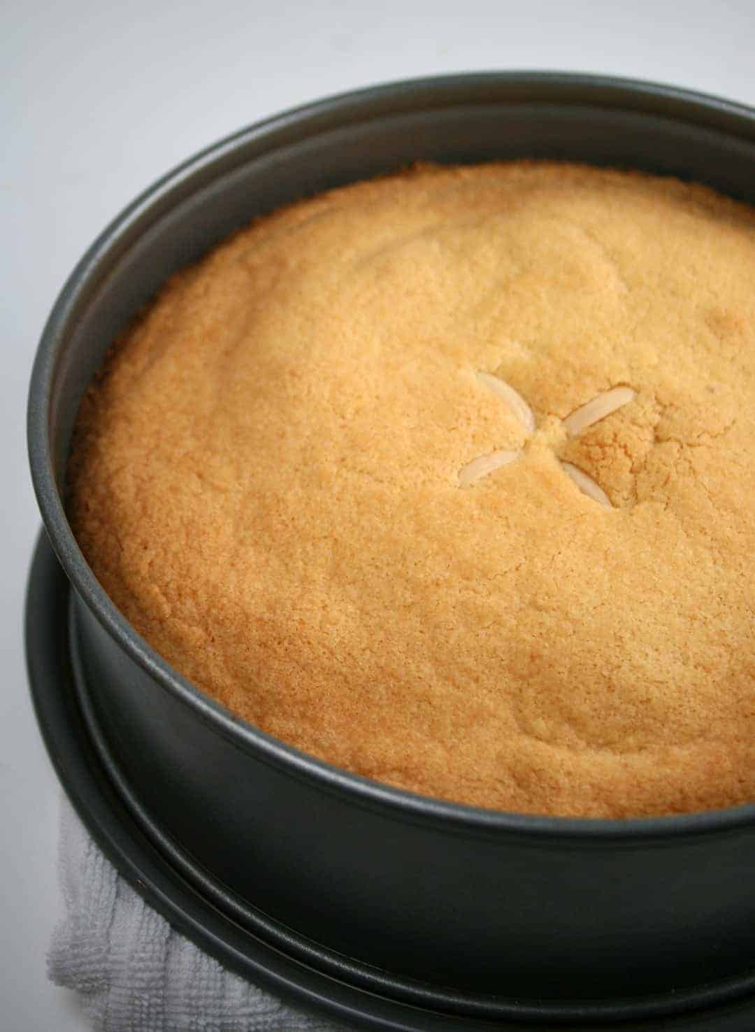 2_bakedCake
