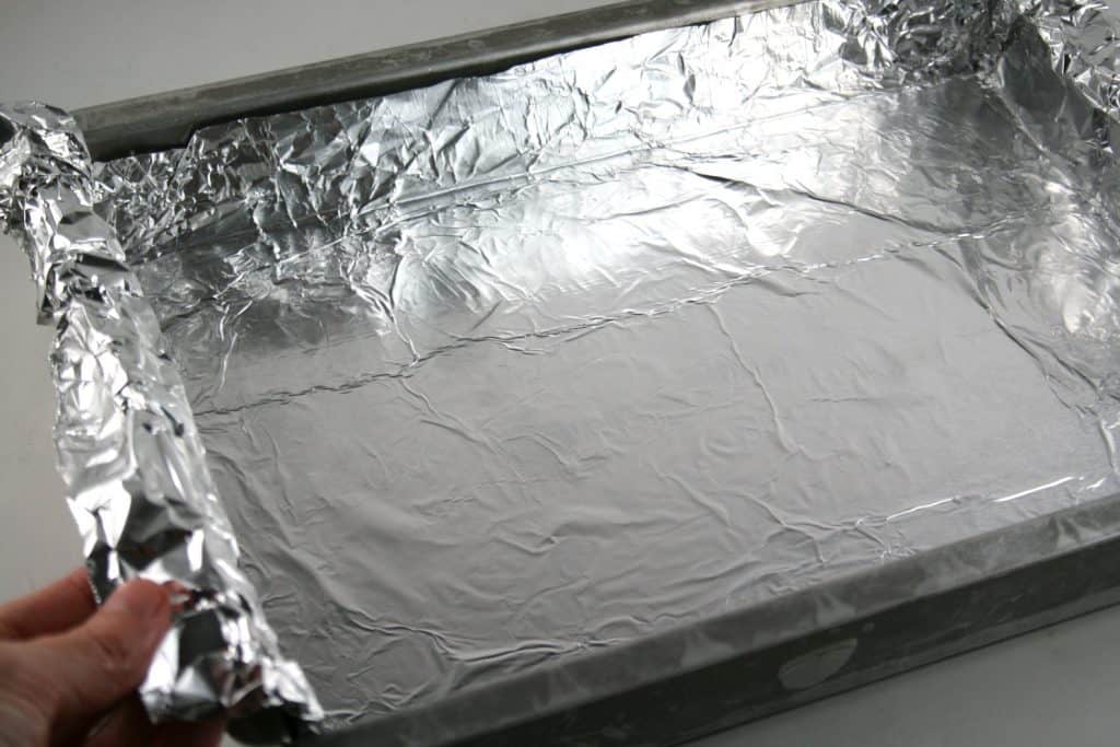 Foil lined pan