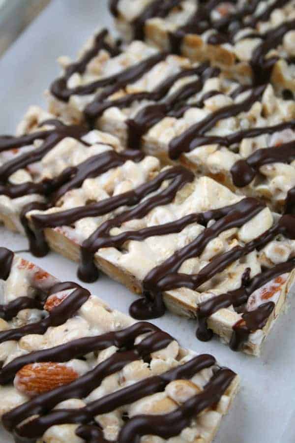 Copycat-Chocolate-Peanut-Kind-Bars-1