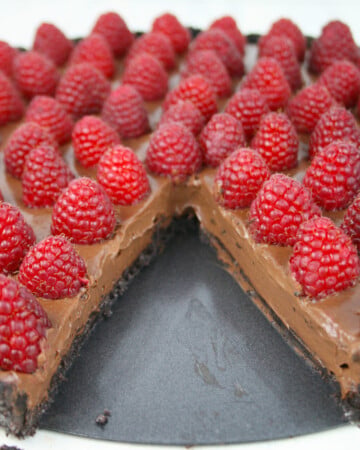 Chocolate tofu tart with raspberries