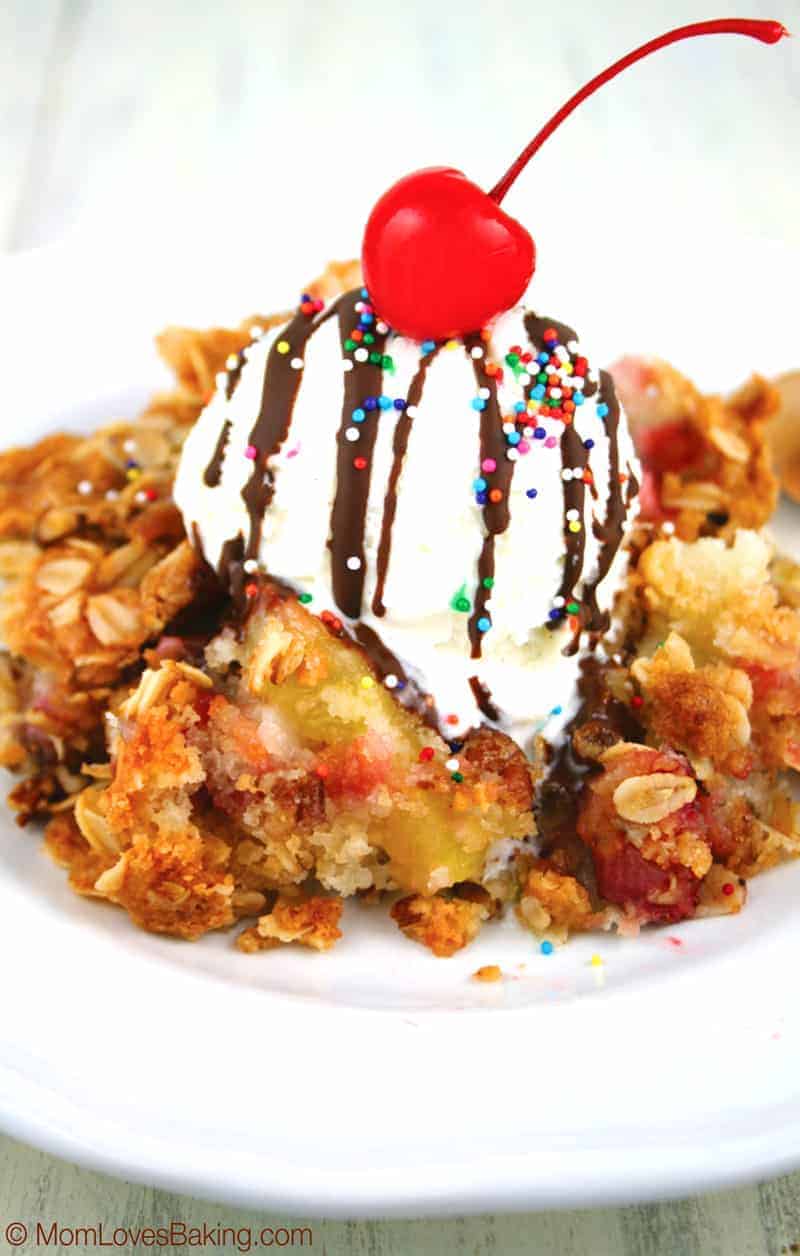 Banana-Split-Cobbler-2