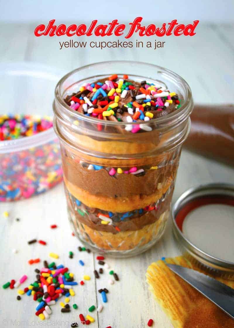 Chocolate-Frosted-Yellow-Cupcakes-in-a-jar-Text