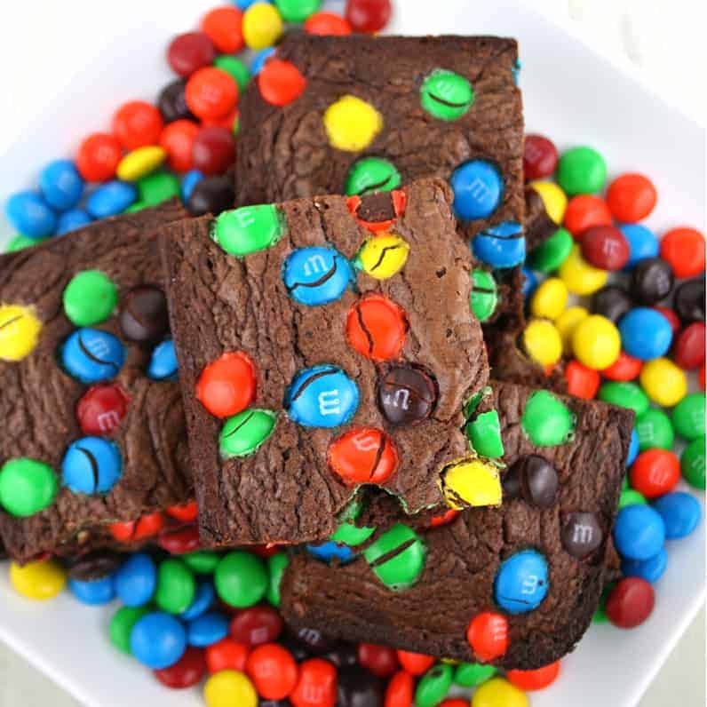 EASY M&M Brownie Recipe - I Heart Naptime