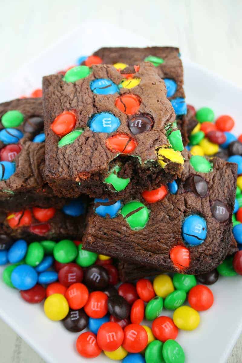 3-Ingredient M&M Brownies - Mom Loves Baking