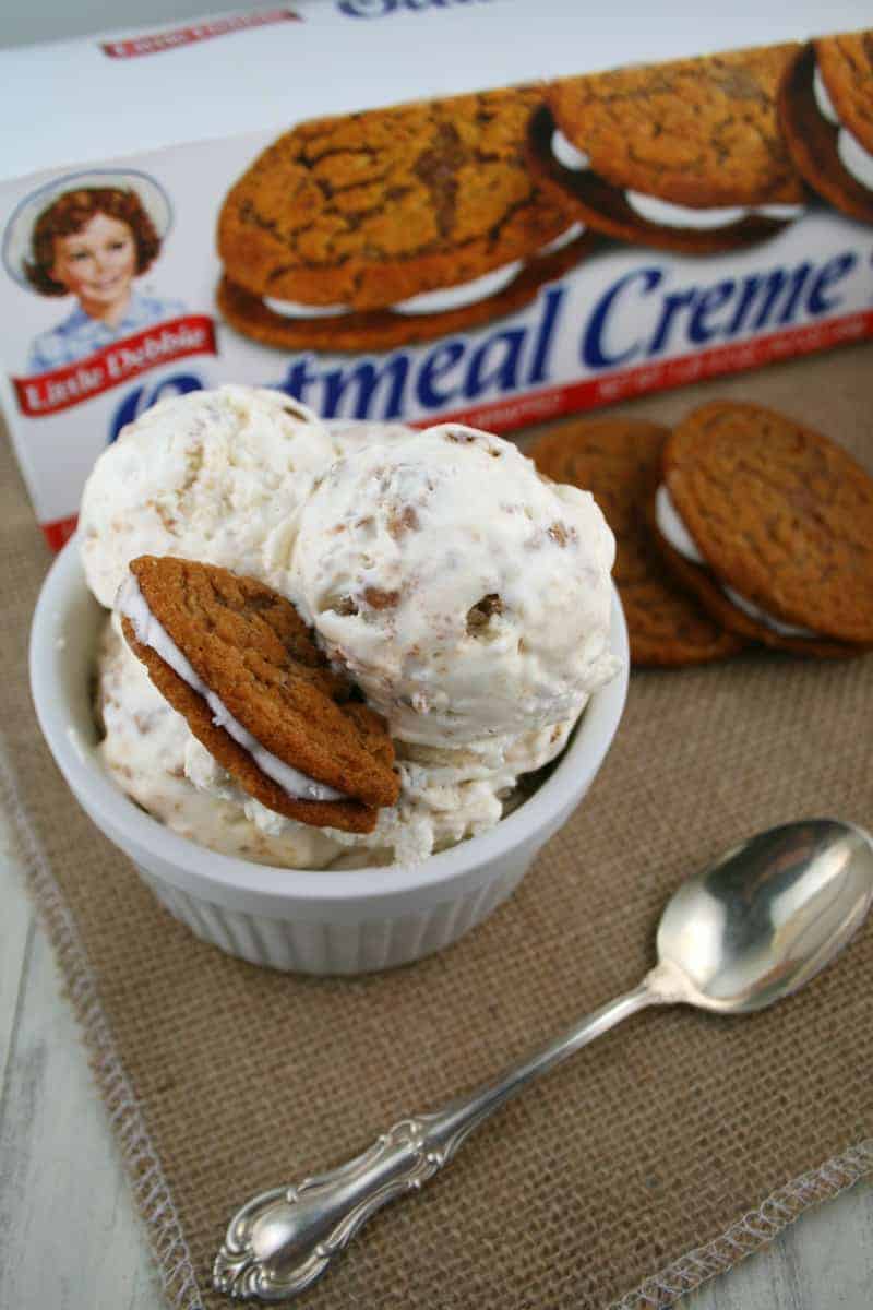 Oatmeal-Creme-Pie-Ice-Cream-9