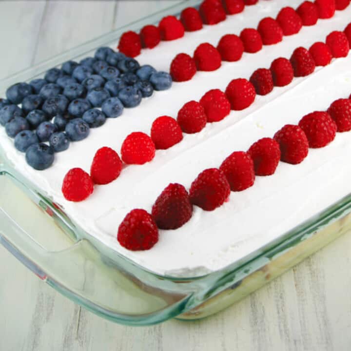 Easy no bake flag cake recipe.