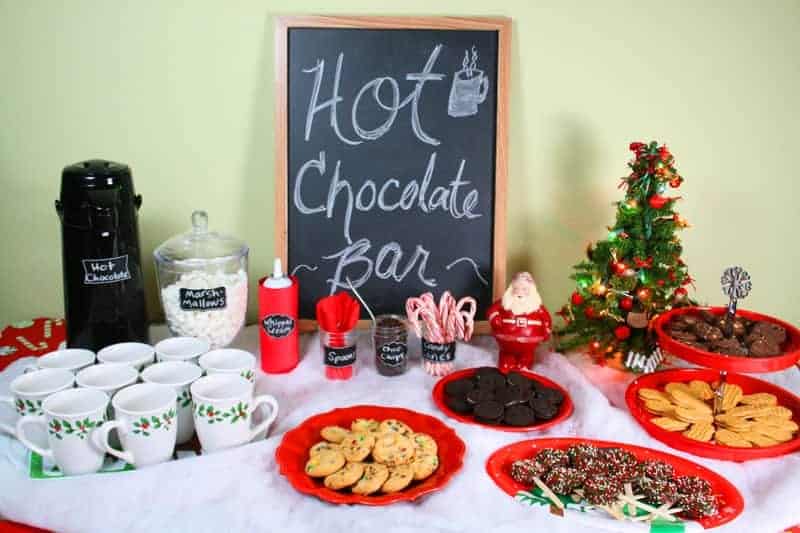 Holiday OREO Cookie Pops - Mom Loves Baking