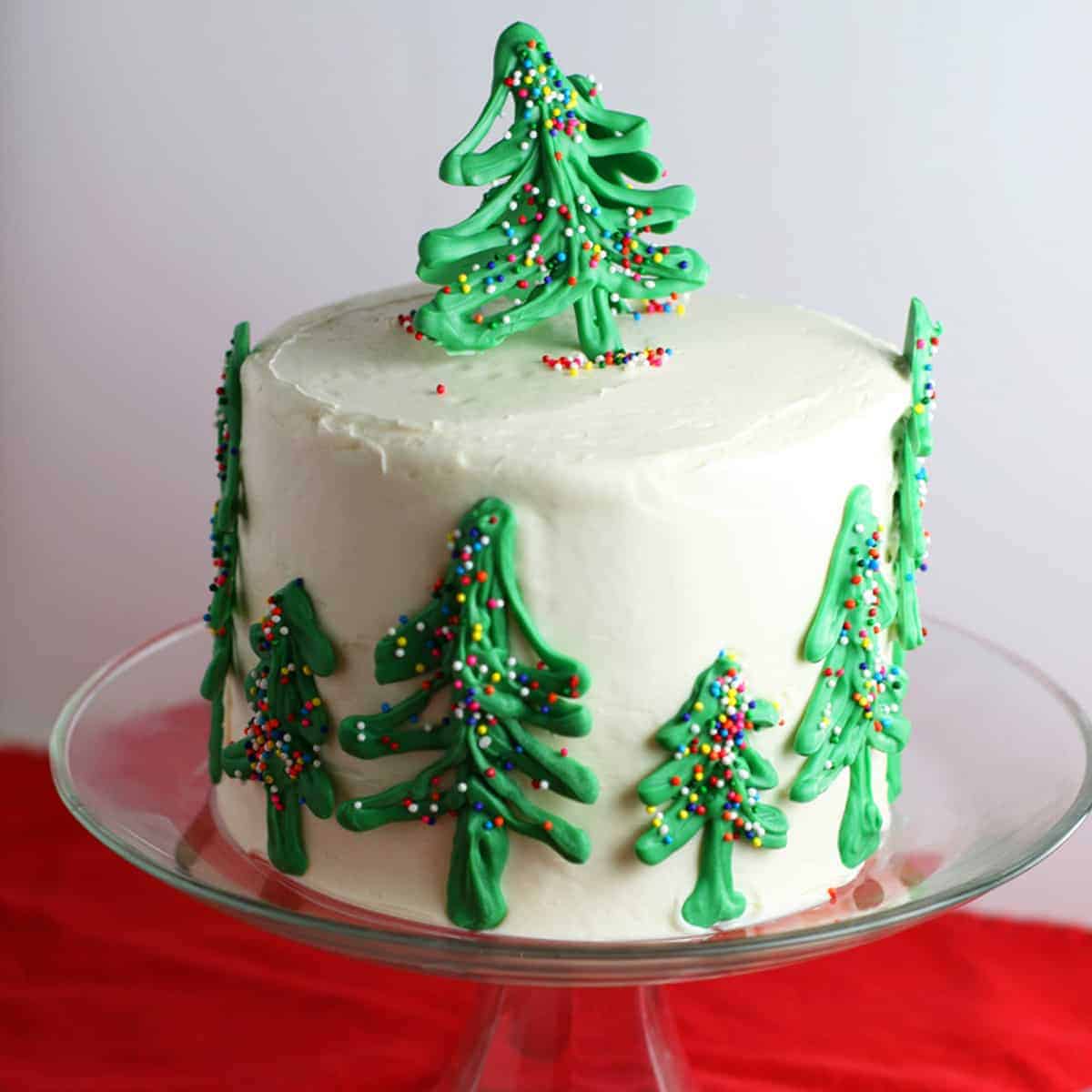 Chocolate Christmas Tree Cake - Mom Loves Baking