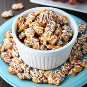 Chocolate Covered Goldfish Pretzels