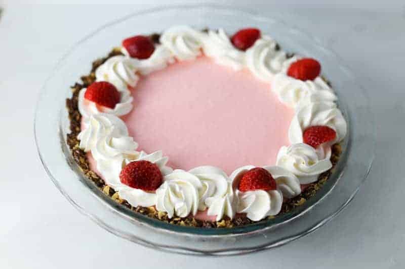 No Bake Strawberry Cream Pie