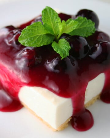 Skinny Blueberry Cheesecake Bars