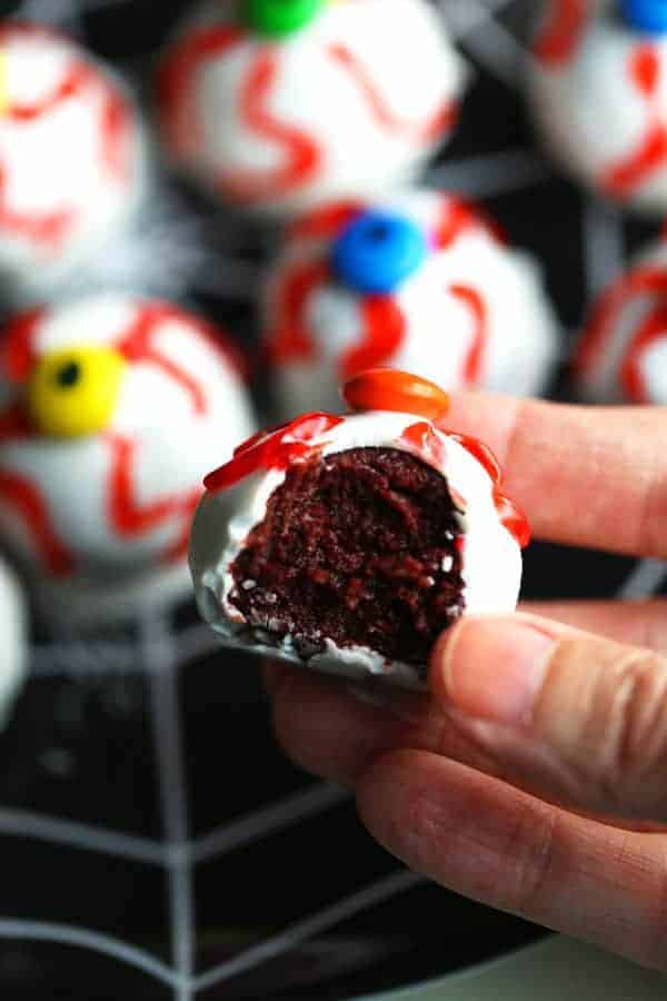 Eyeball Oreo Cookie Balls