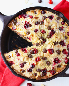 Dark Chocolate Cranberry Skillet Cake