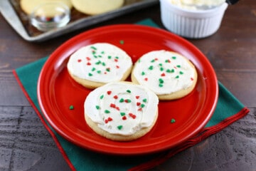 Mary's Sugar Cookies - Mom Loves Baking