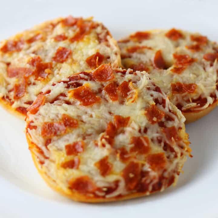 Mini Bagel Pizzas