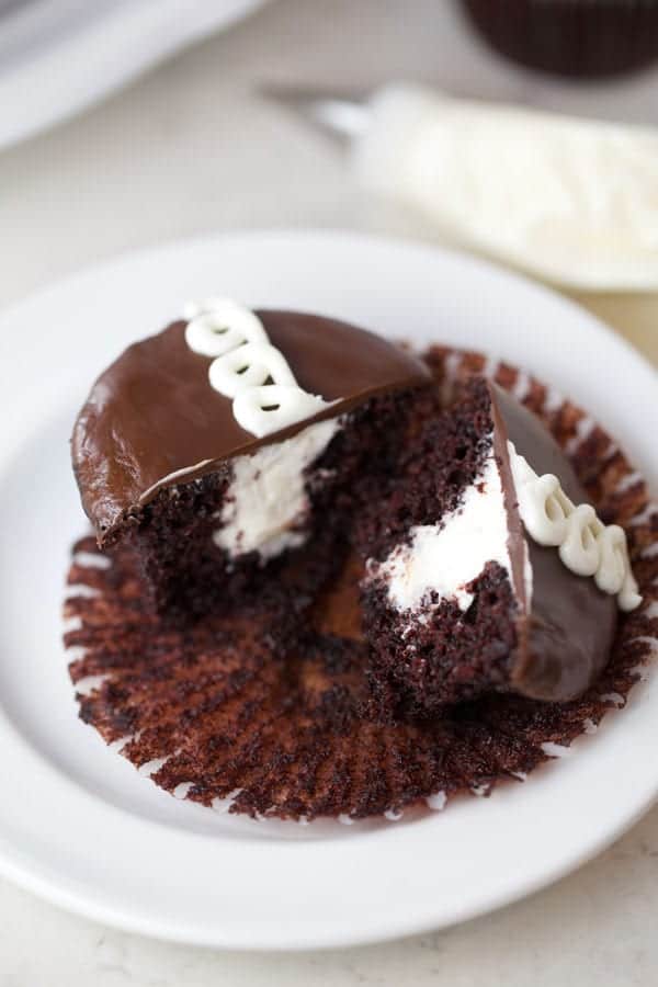 Copycat Hostess Cupcakes