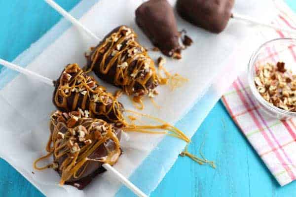 Chocolate Turtle Cheesecake Pops