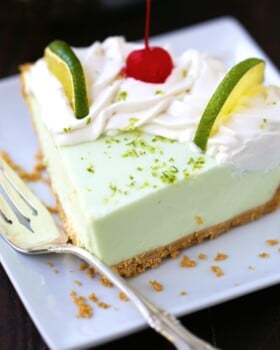 No Bake Key Lime Yogurt Pie