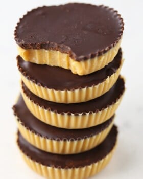 Easy Low Carb Peanut Butter Cups