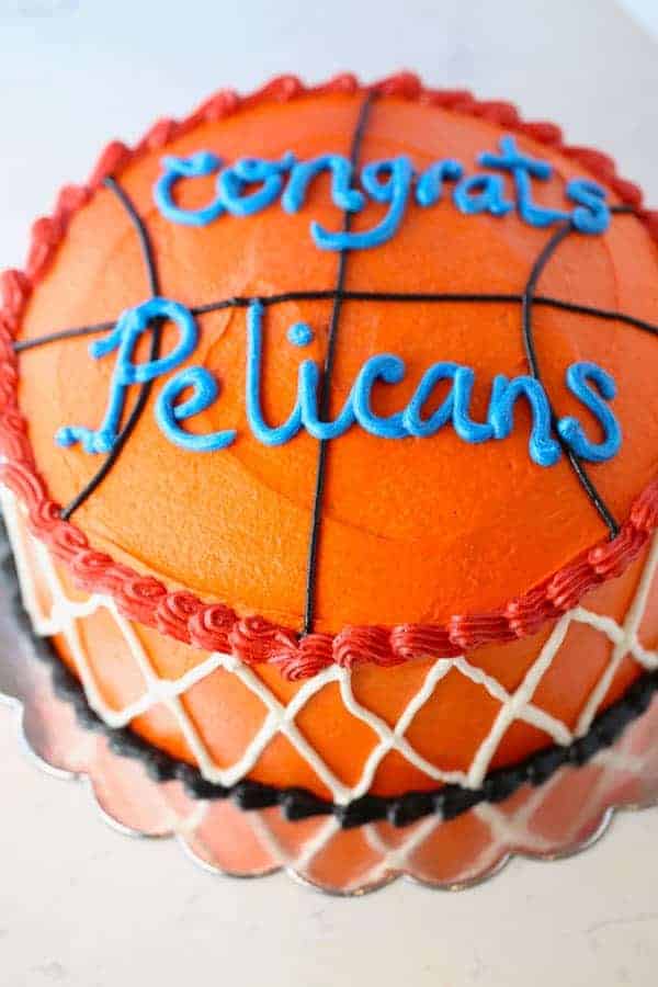 Wacky-Chocolate-Basketball-Theme-Cake