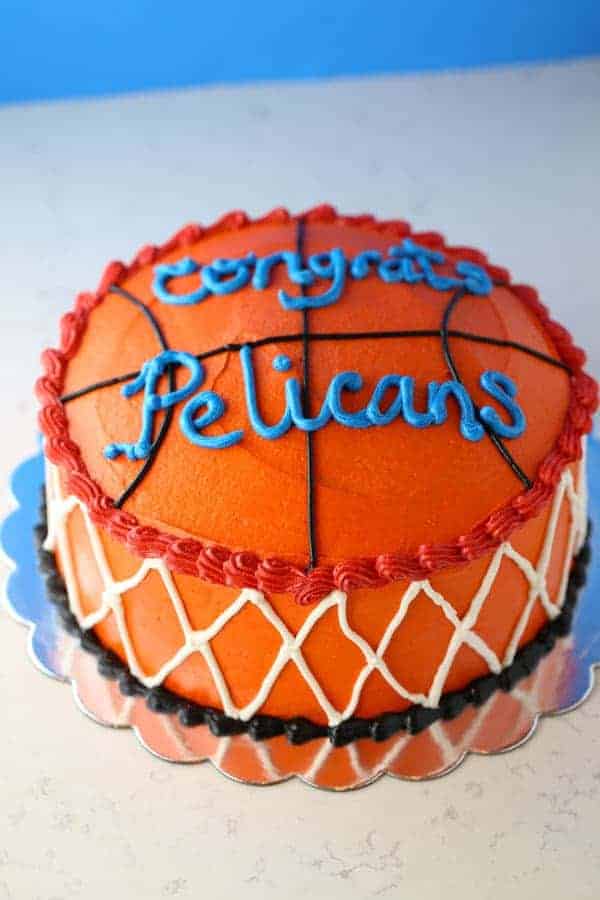 Wacky-Chocolate-Basketball-Theme-Cake