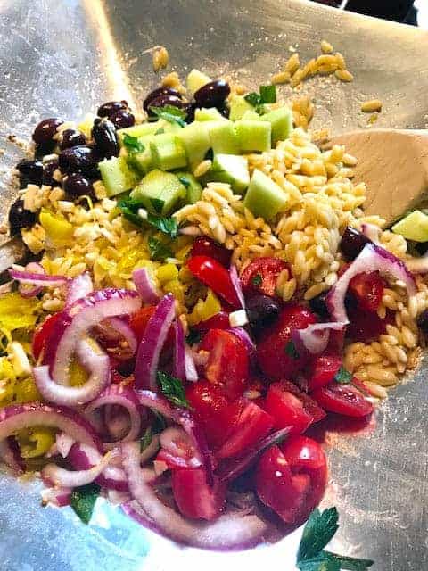 Greek lemon orzo salad