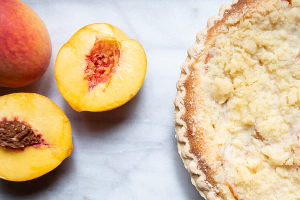 Aunt Nancy's Peach Pie with Streusel Topping