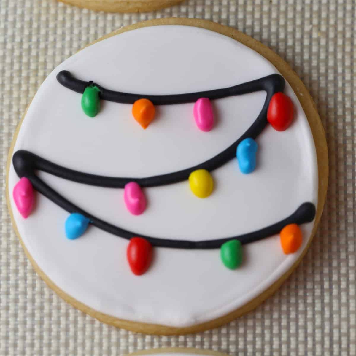 Christmas Lights Royal Icing Sugar Cookies Mom Loves Baking