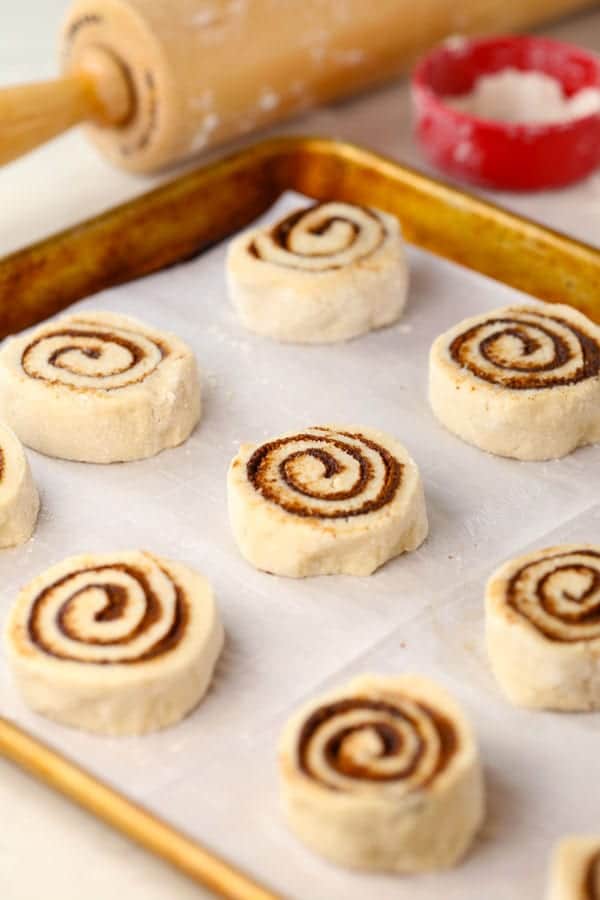 The best gluten free cinnamon rolls