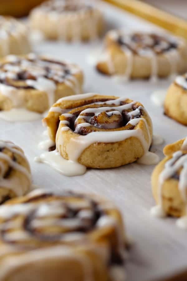 The best gluten free cinnamon rolls