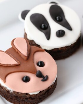 DIY cute critter fox, badger and bear cupcakes