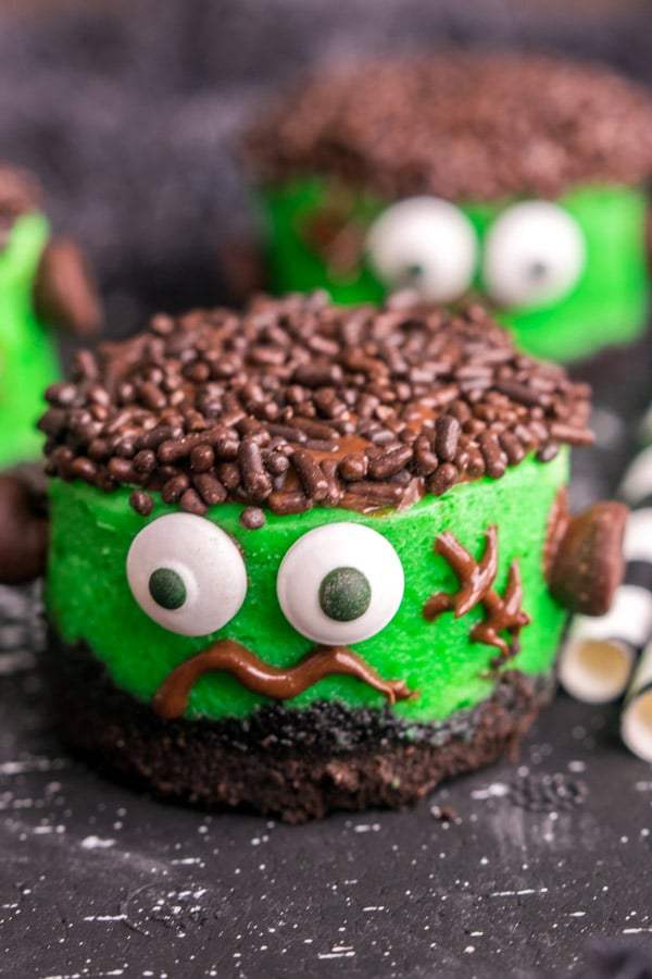 Frankenstein cheesecakes