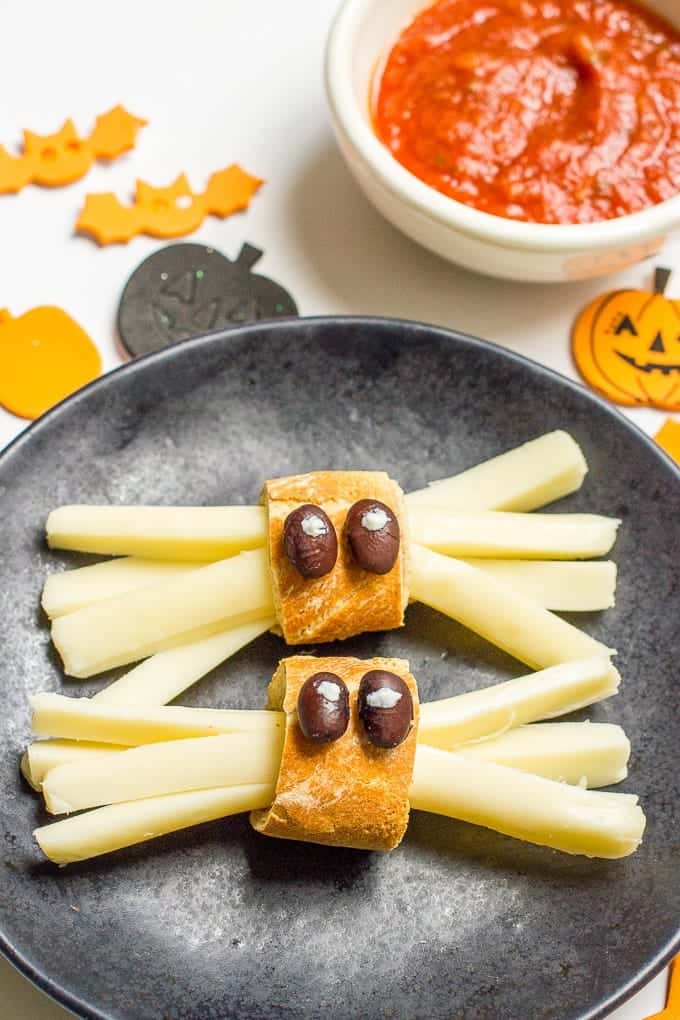 healthy halloween spider snacks