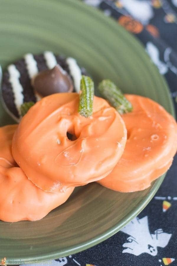 Pumpkin witch hat cookies