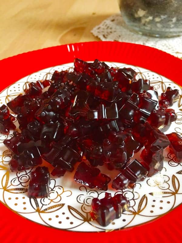 Homemade gummy bears for kids