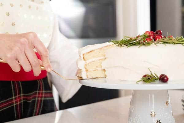 Cutting the simple Christmas cake