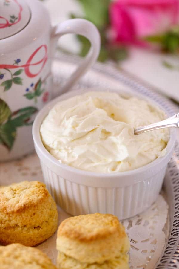 Faux clotted cream for scones