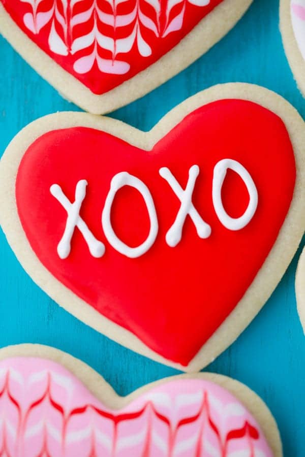 Heart cookie with xoxo