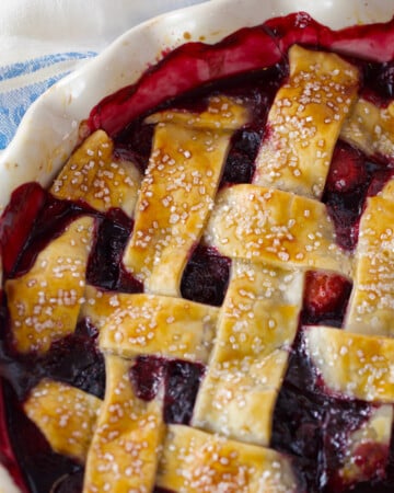 5-ingredient mixed berry blueberry cobbler recipe.