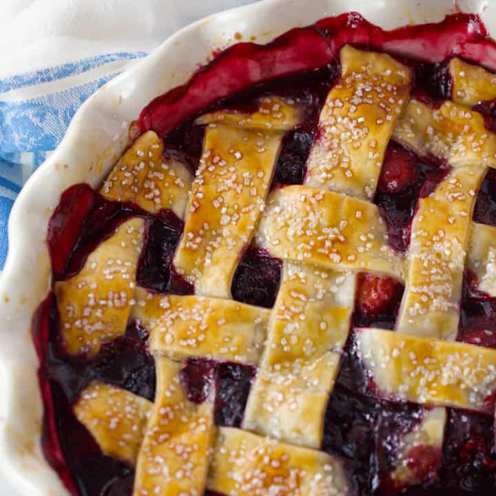 5-ingredient mixed berry blueberry cobbler recipe.