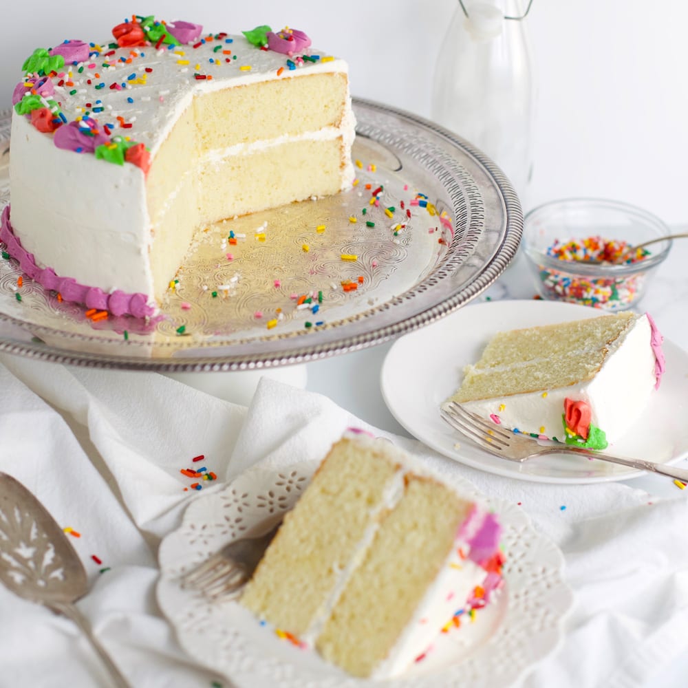 Undecorated Half Sheet Cake – Shop National Bakery