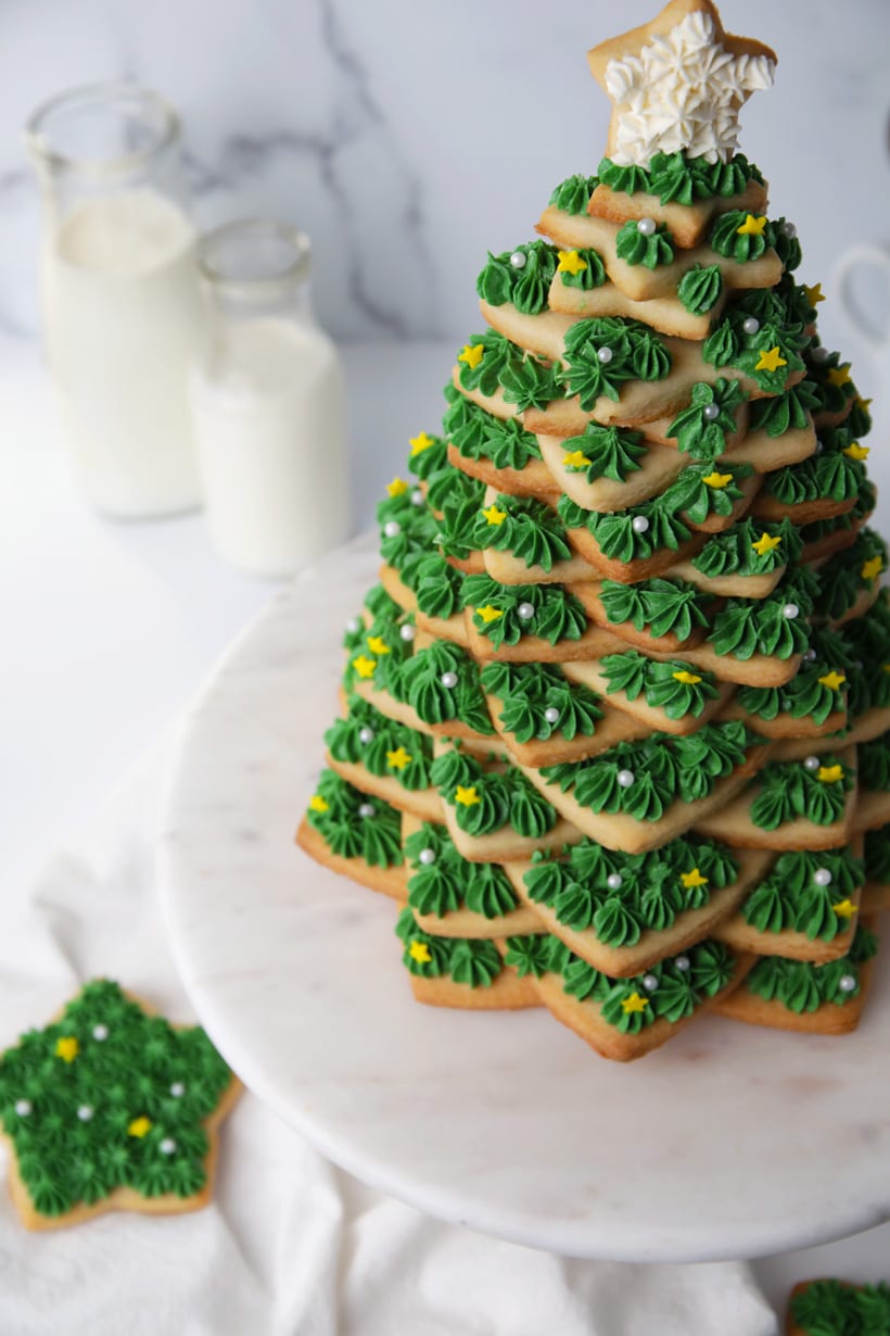How to make a Christmas sugar cookie tree with buttercream frosting