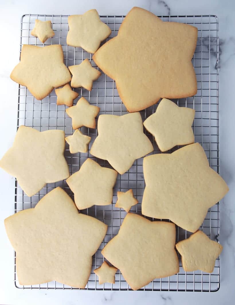 Star cookies for a Christmas cookie tree sugar cookies