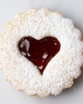Raspberry Almond Linzer Cookies