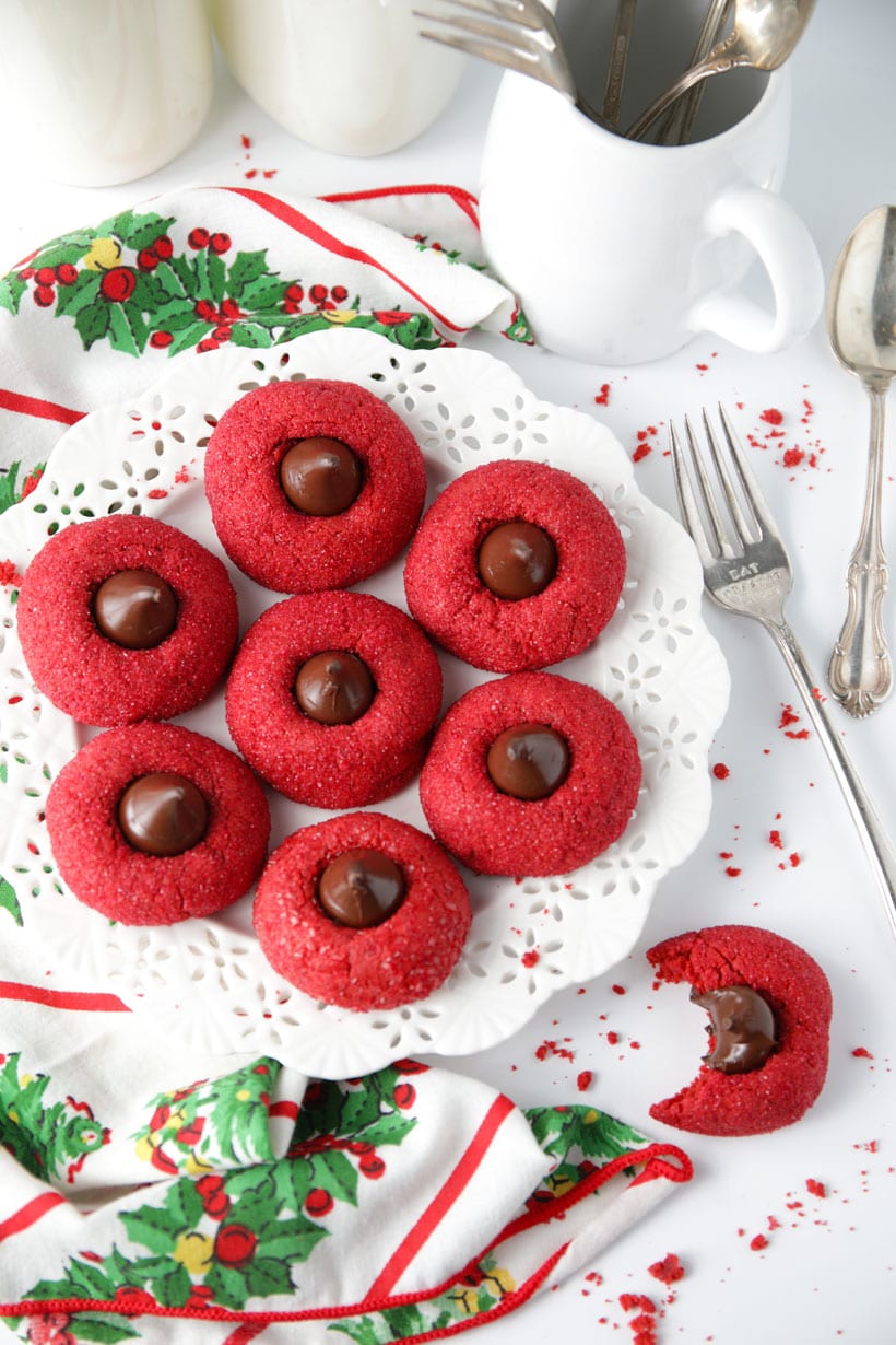 The best Gluten free red velvet blossoms cookies recipe