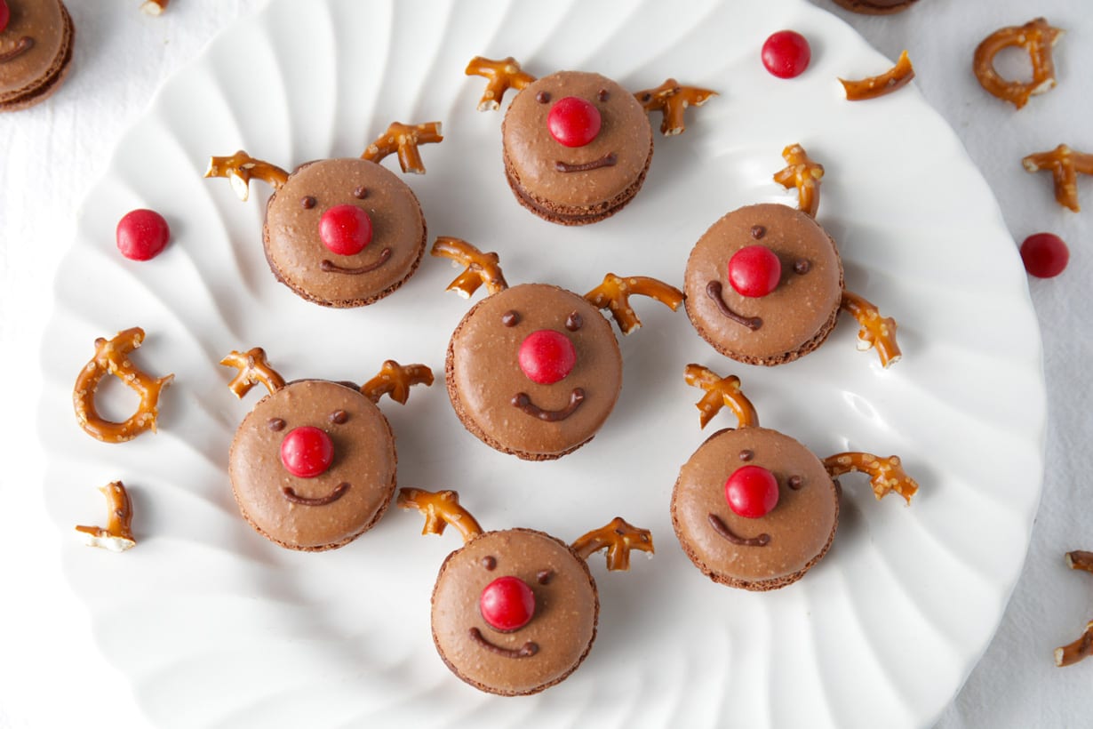 Rudoloph the red nosed reindeer chocolate macarons cookies for santa