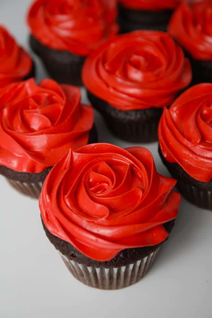 Sweetened Condensed Milk Buttercream Rose Cupcakes Mom Loves Baking