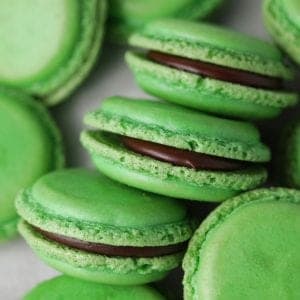 The best chocolate mint macarons recipe